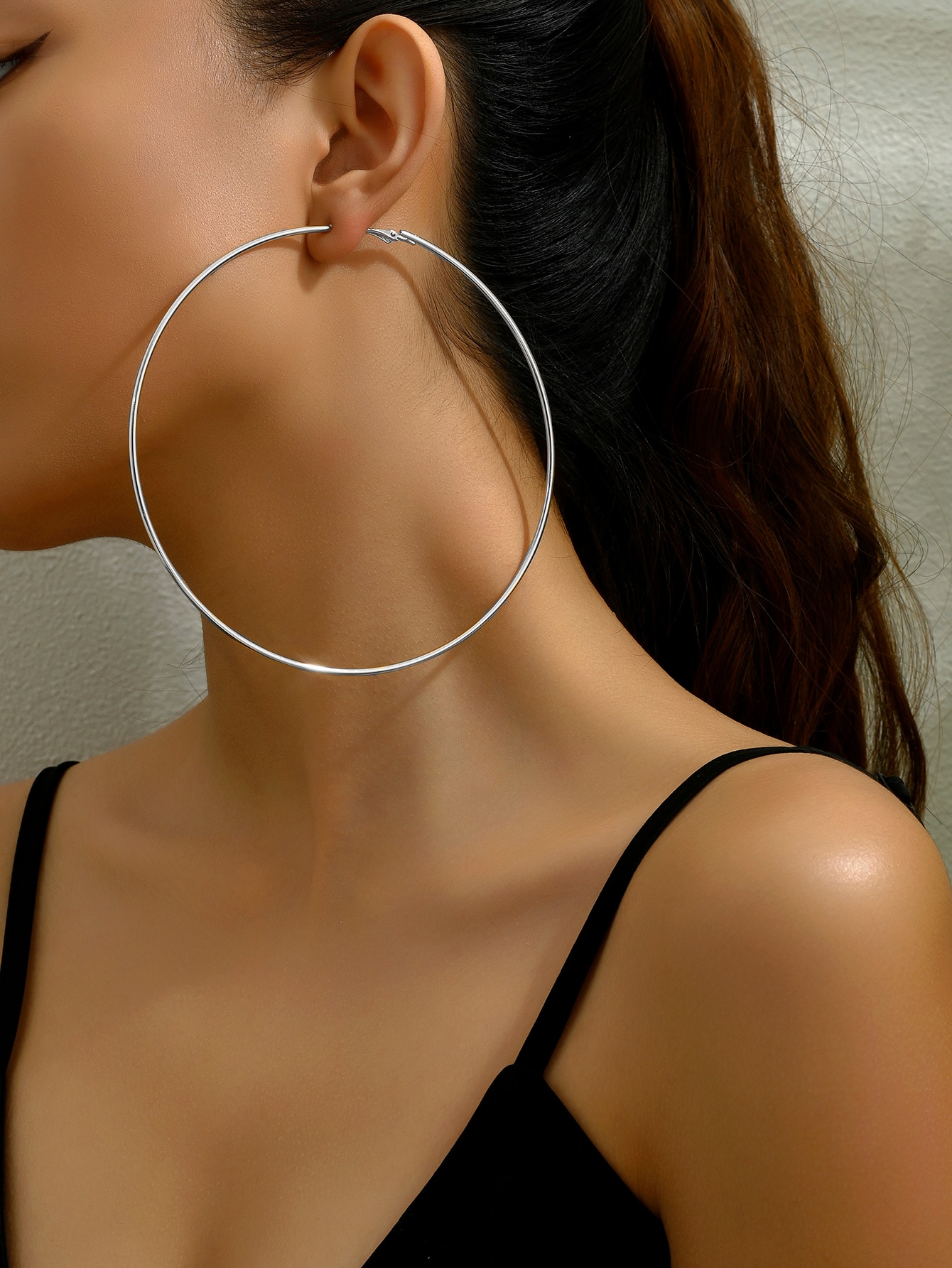 1 pair of diameter 12cm women's white super large exaggerated minimalism round big earrings prom party nightclub dance earrings for friends gifts Y2K style