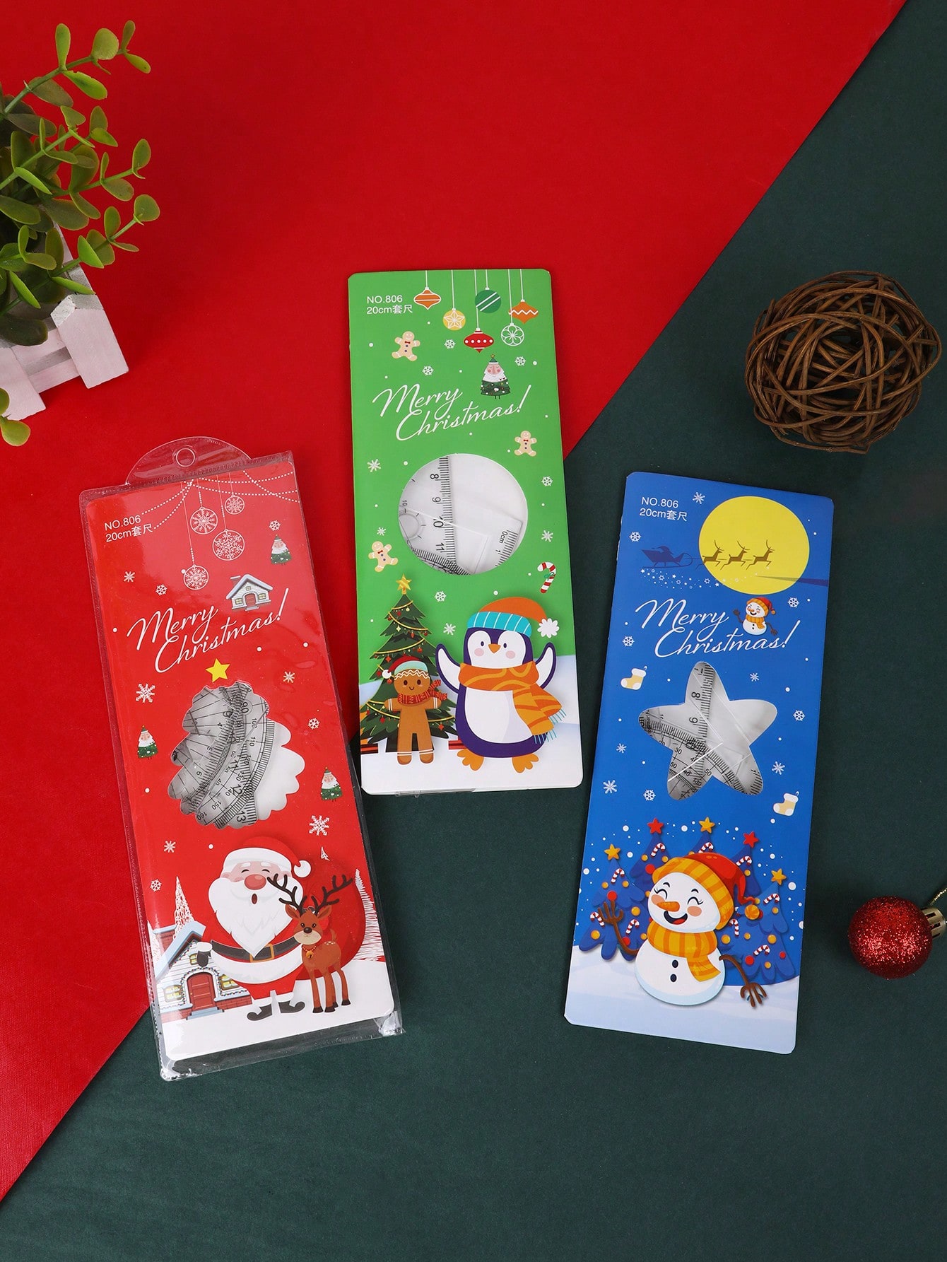 20cm Cartoon Design Christmas Gift 4pcs Set: Ruler, Triangle, Student Stationery