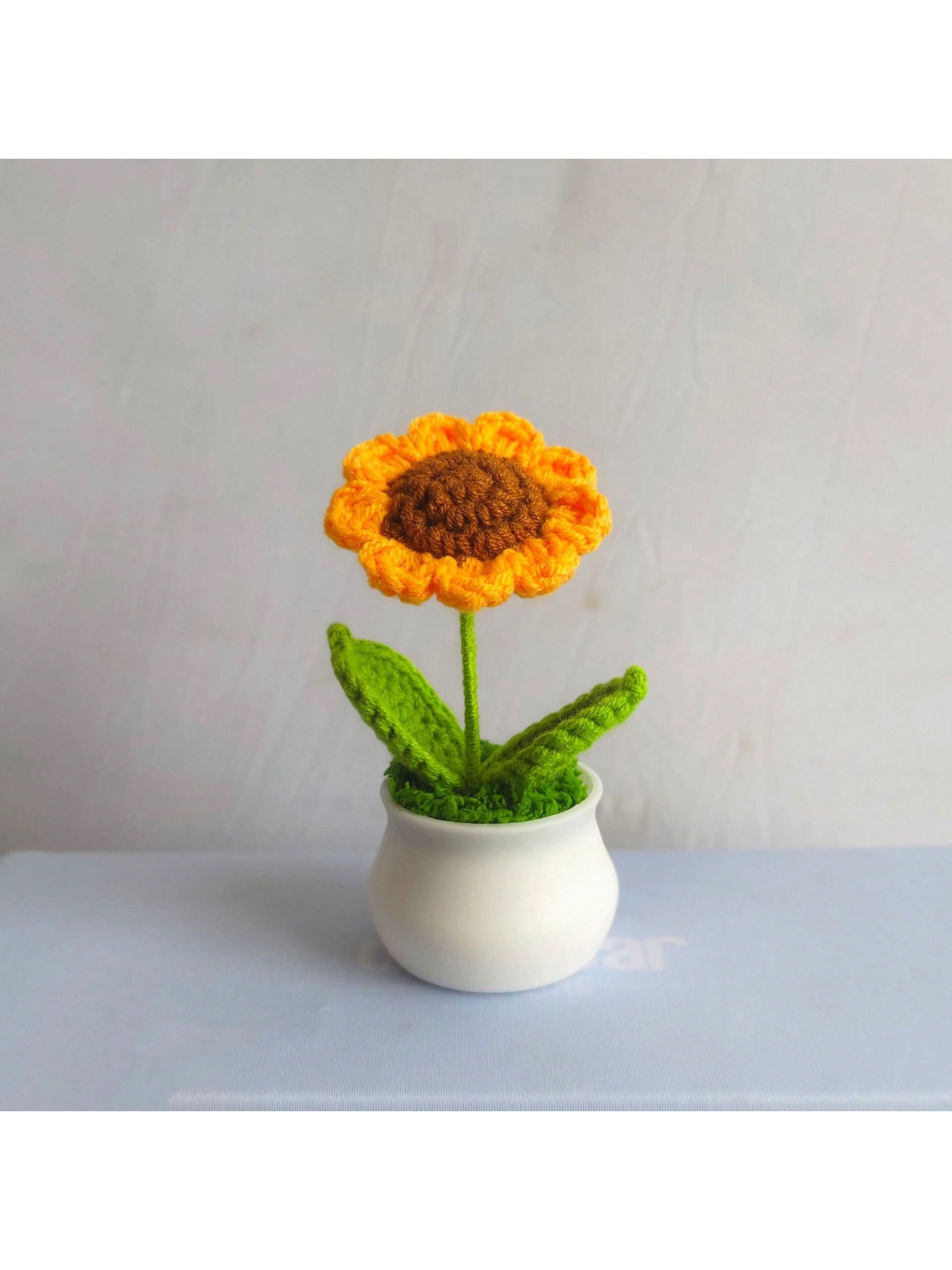 1PC Simulated Plant/Knitted Sunflower, Suitable For Gift Giving, Placed In Study, Bedroom, Etc
